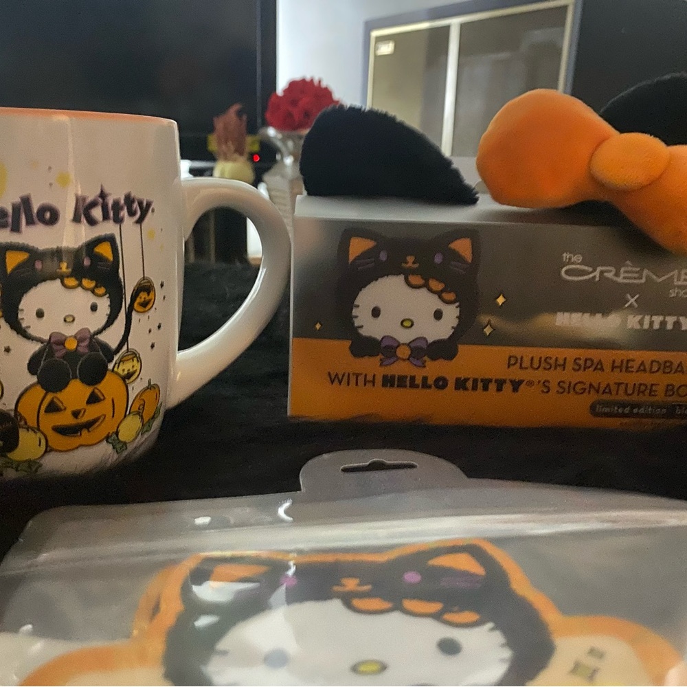Hello kitty Halloween bundle - Picture 3 of 5